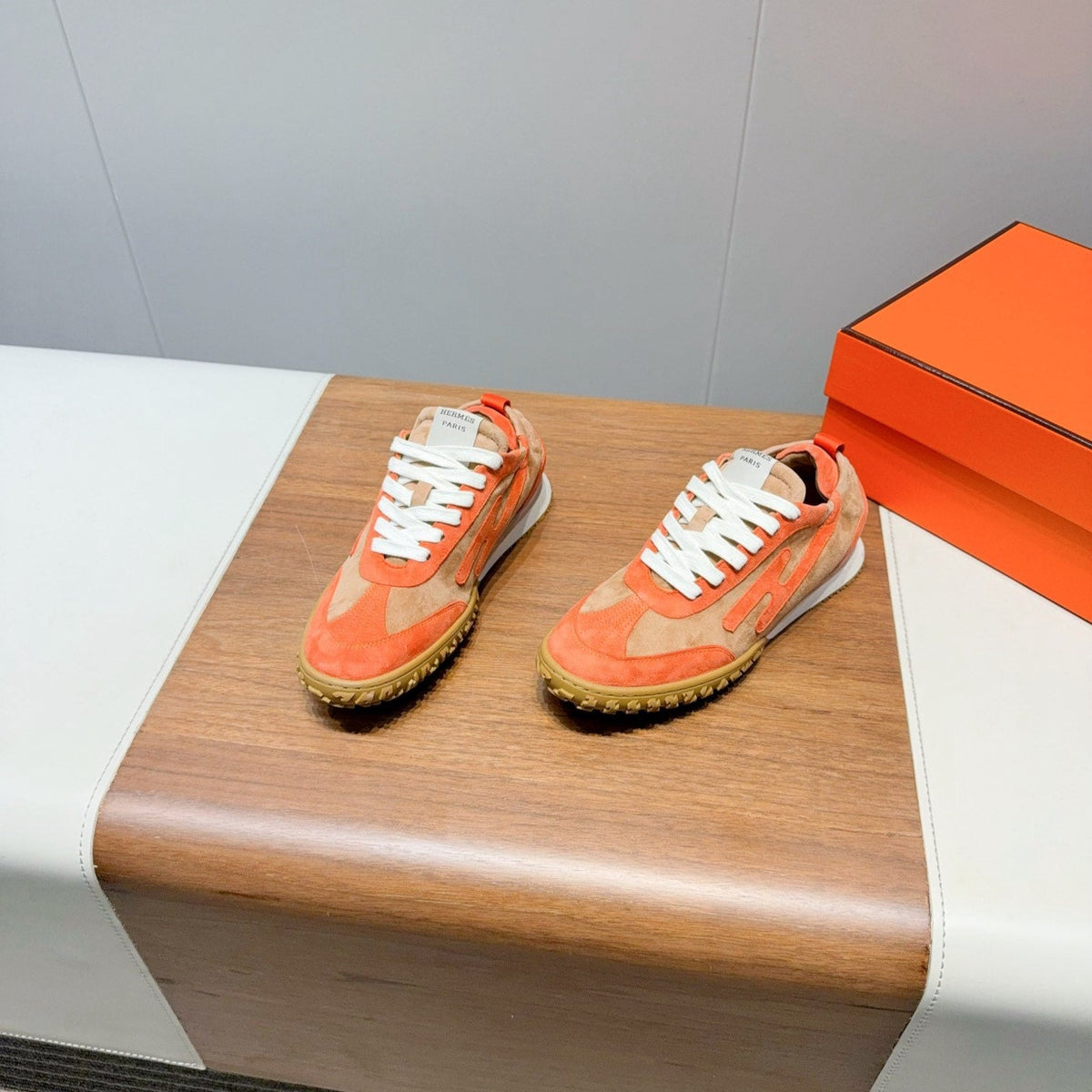 HM Jet Sneaker Orange Suede 317314