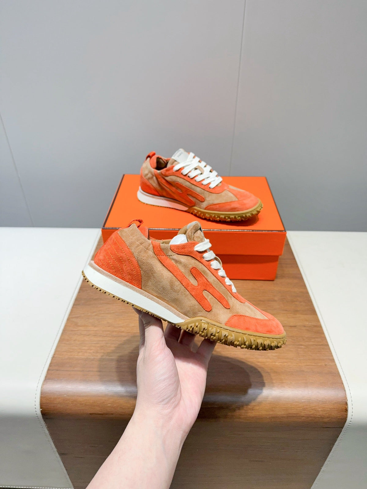 HM Jet Sneaker Orange Suede 317314
