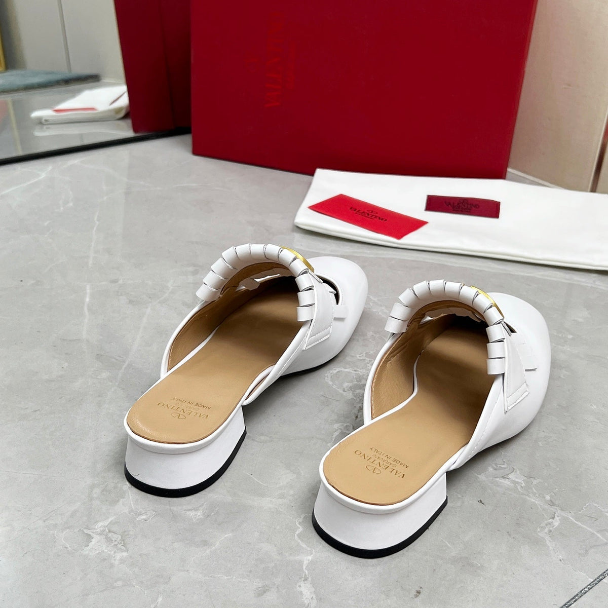 VT 25 Signature Mule Loafer Ivory Calf Leather 293947