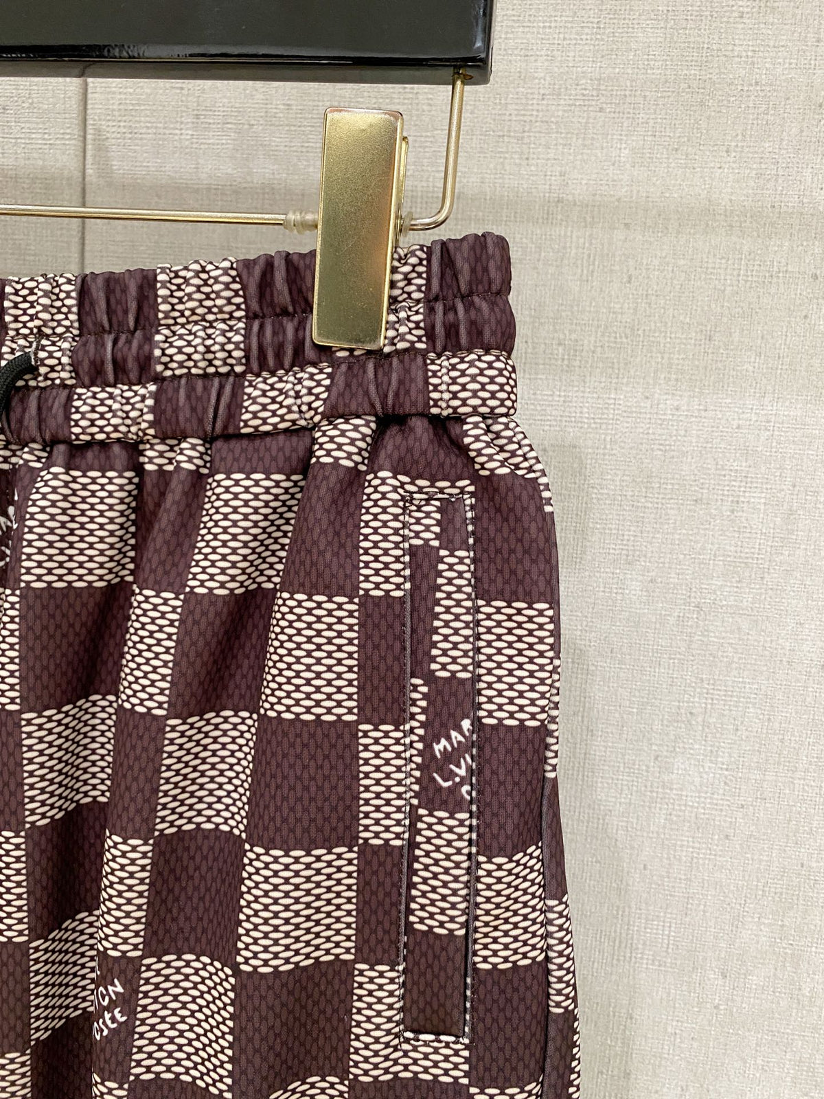 LV 26A Men's Casual Shorts Pants Burgundy Cream Polyester Cotton 406022