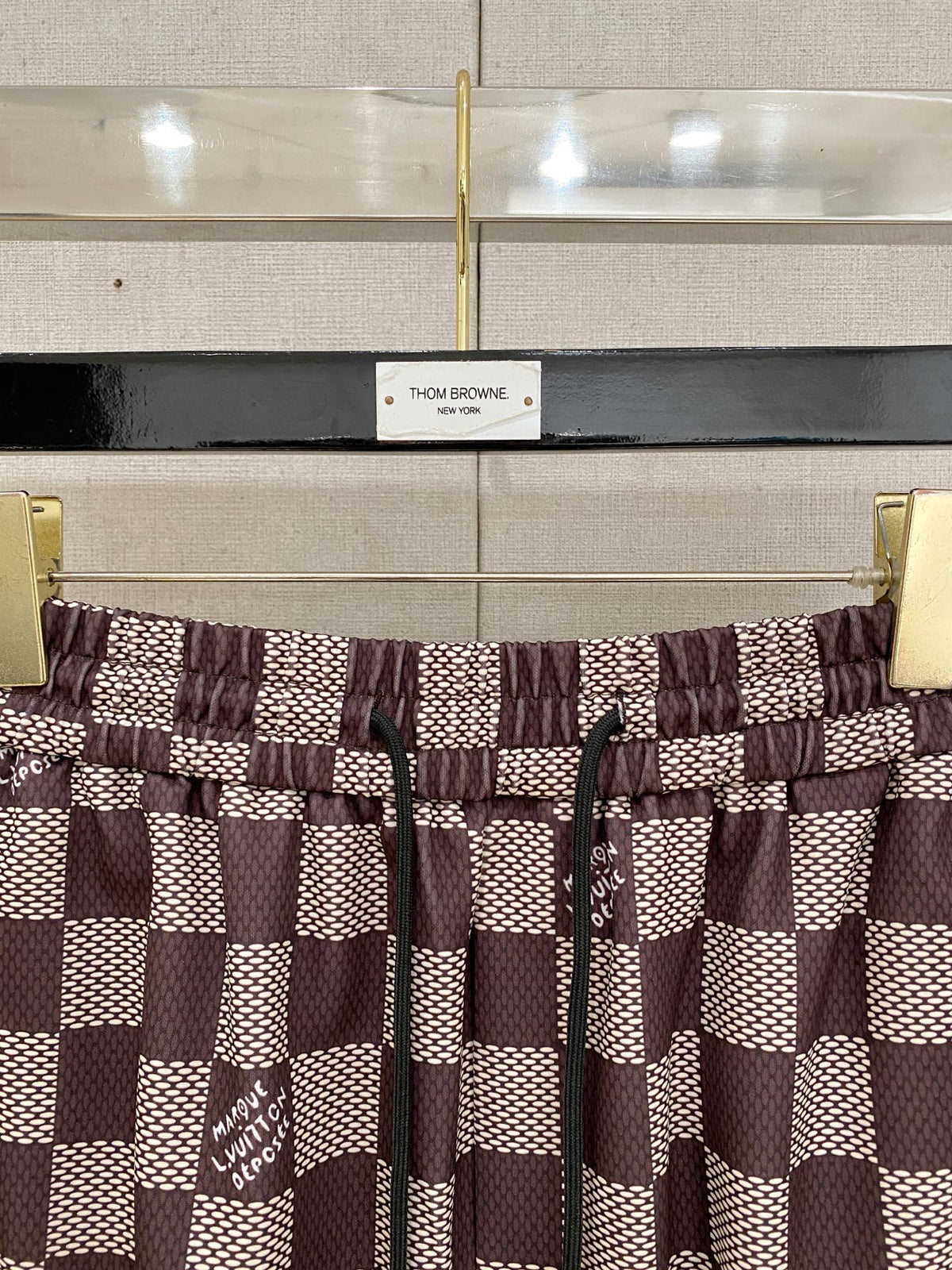 LV 26A Men's Casual Shorts Pants Burgundy Cream Polyester Cotton 406022