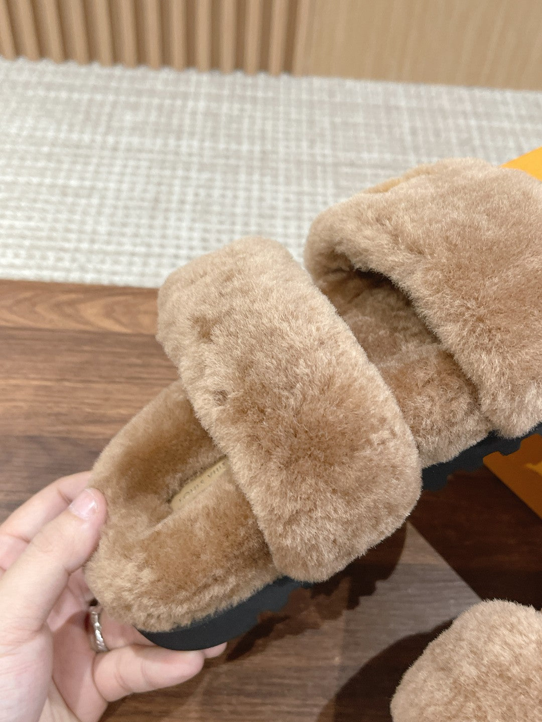 LV Sunset Flat Comfort Mule Milky Brown Wool