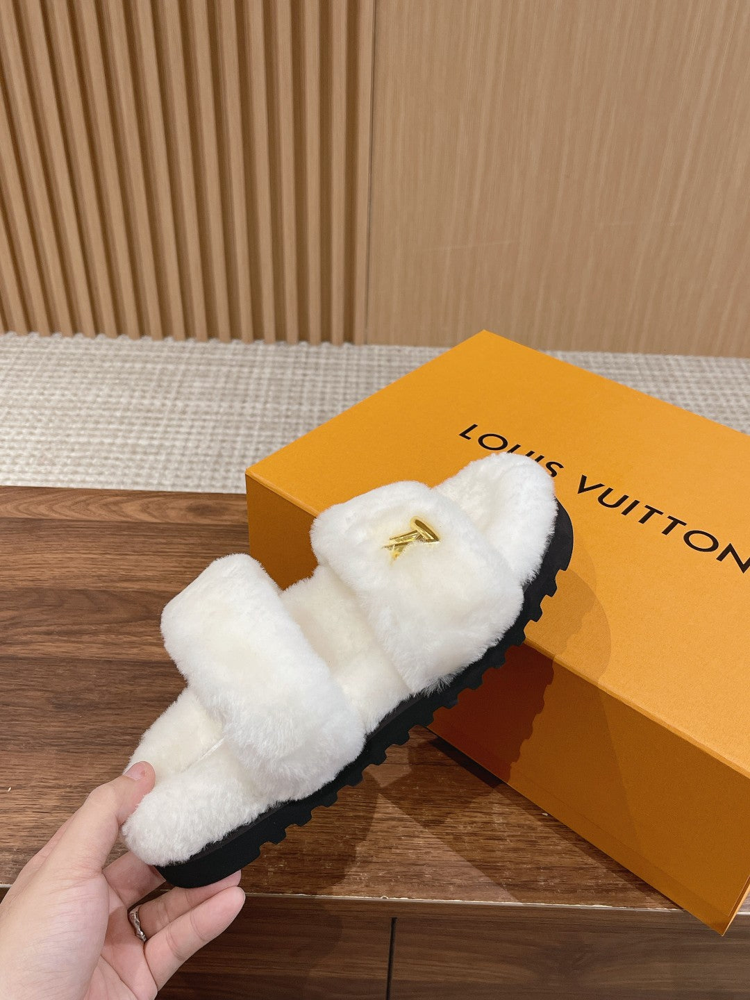 LV Sunset Flat Comfort Mule White Wool