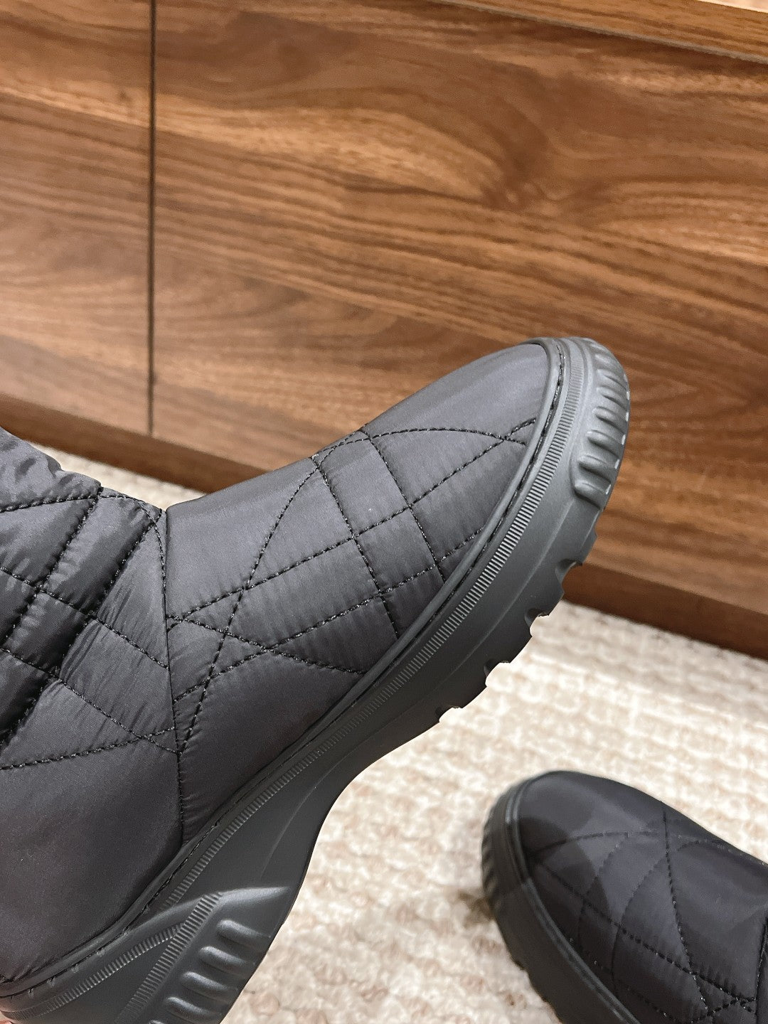CD Ankle Boots Black Quilted Windbreaker Fabric And Fleece