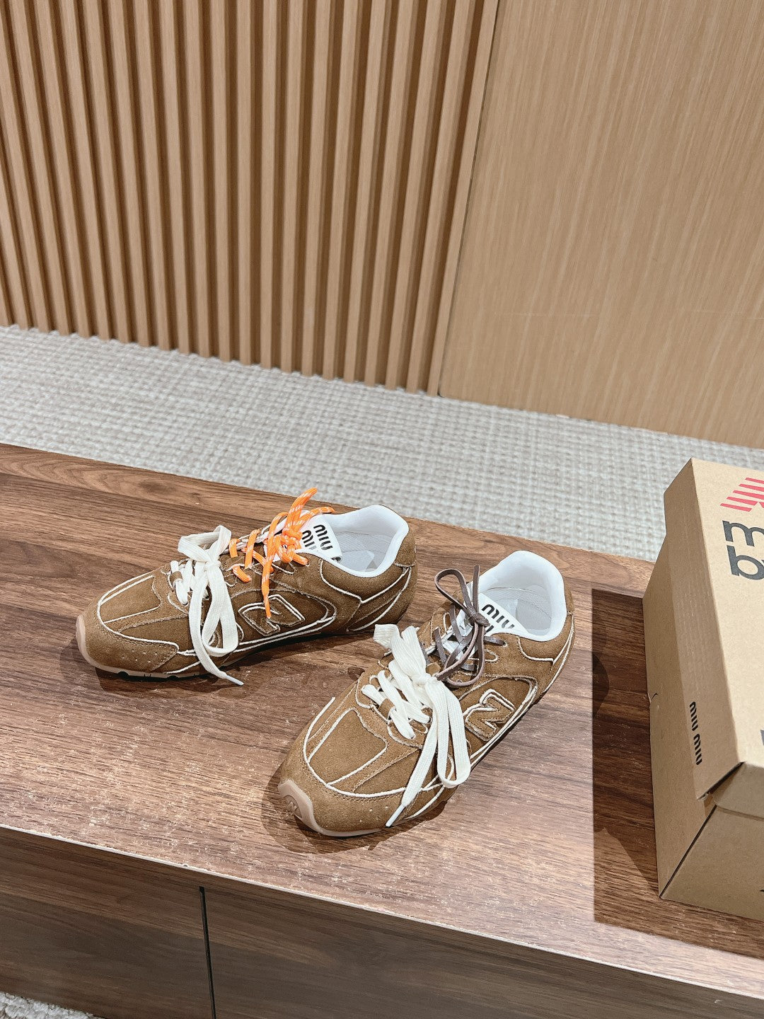 Miu Balance 530 SL Cinnamon Suede Sneaker