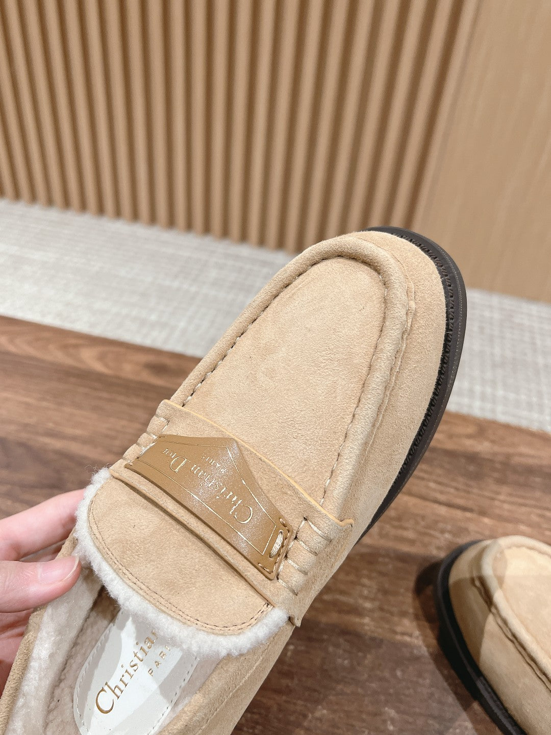 CD Loafer In Beige Suede 101003