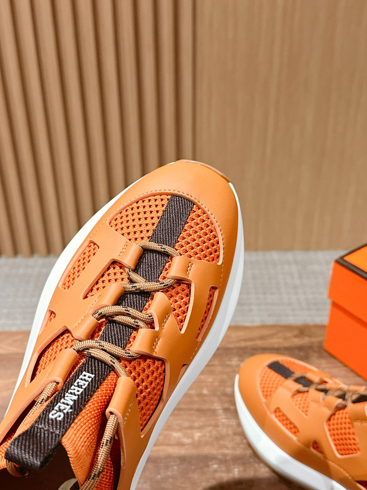 HM Katana Sneaker Oranger Calfskin 317596