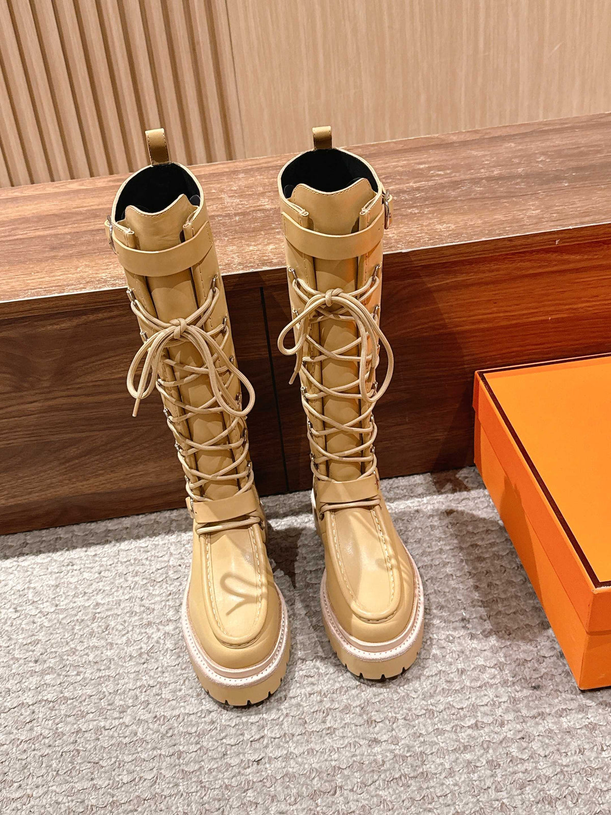 HM 25 High Boots Beige Calfskin 512531
