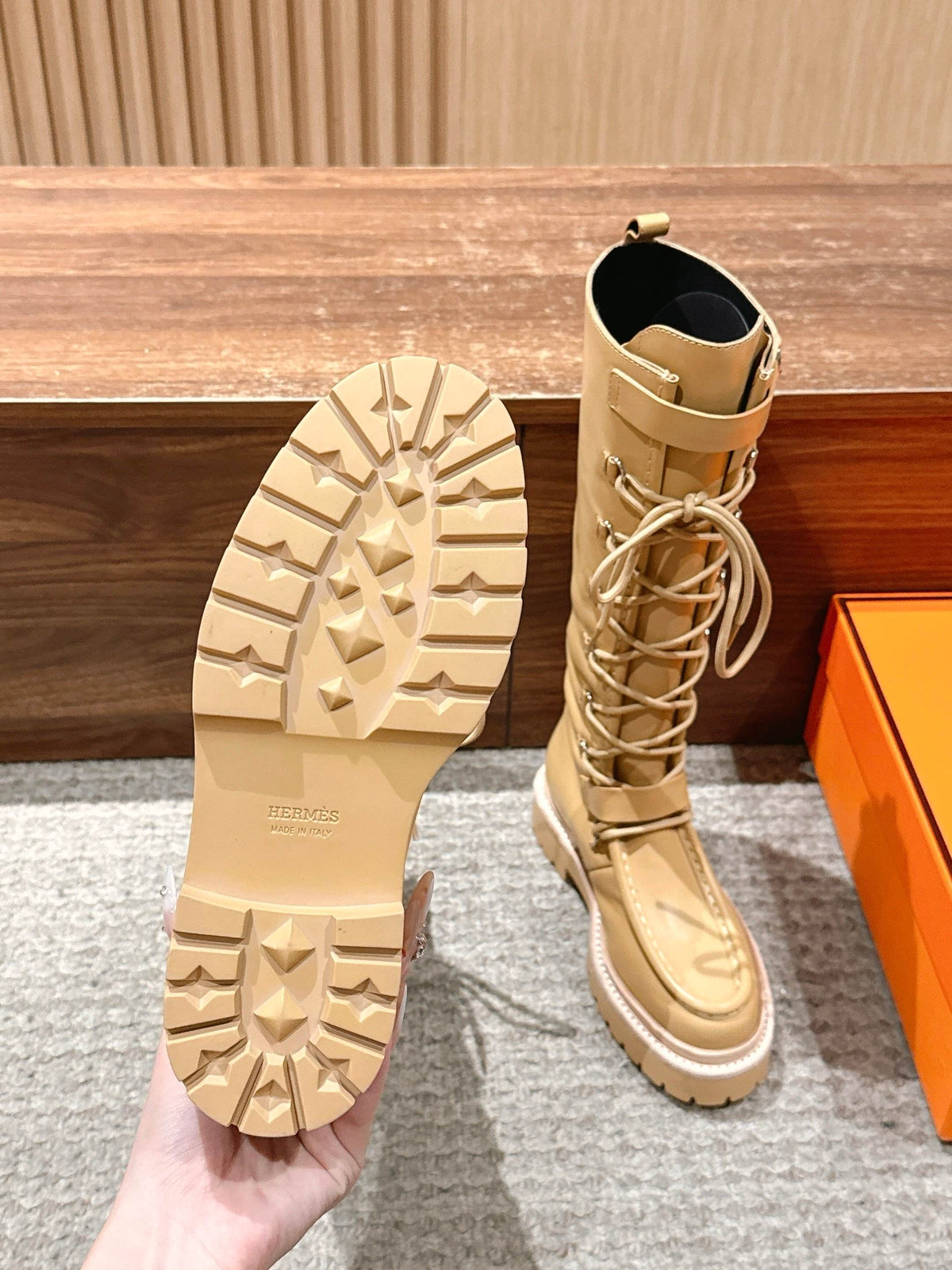 HM 25 High Boots Beige Calfskin 512531