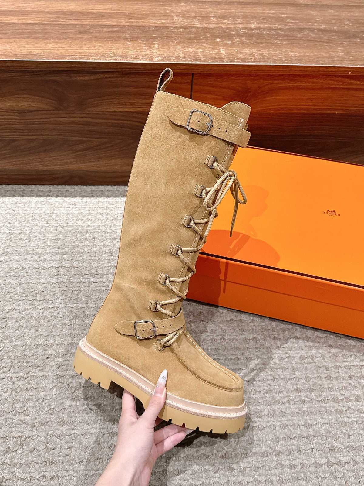 HM 25 High Boots Beige Suede 512534