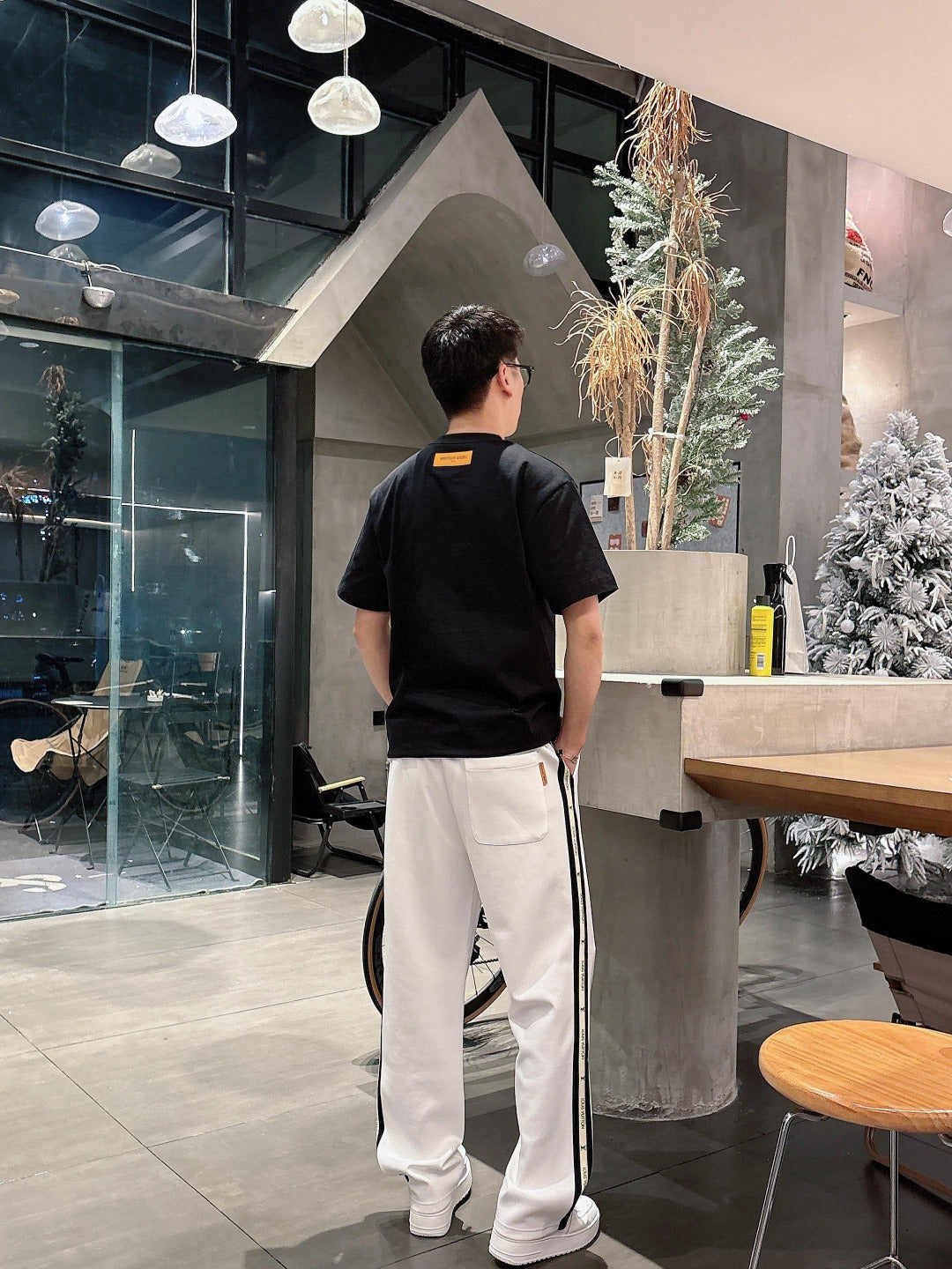 LV SWEATPANTS WHITE COTTON 239585