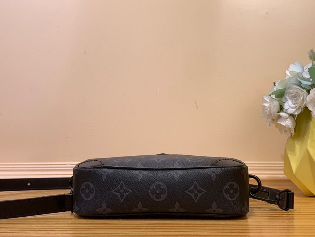 LV Trocadero Jmlt Black Monogram Eclipse Canvas 205339