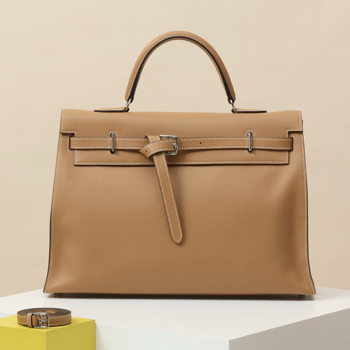 High-end Hermes 2026 Kelly Flat Bag 35cm Swift Calfskin
