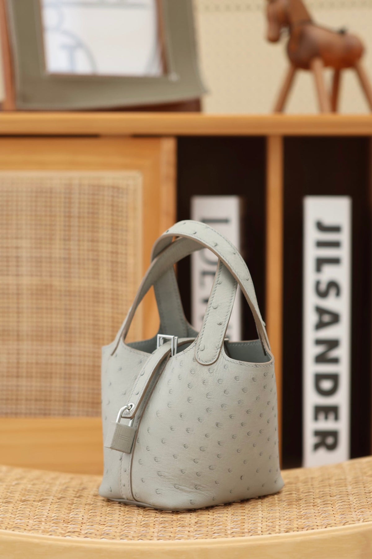 High-end Hermes 2026 Picotin Lock 14 Bag Ostrich Leather
