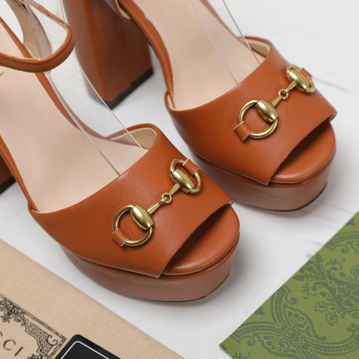 GG Sandales Cuir Noir Orange Ginger