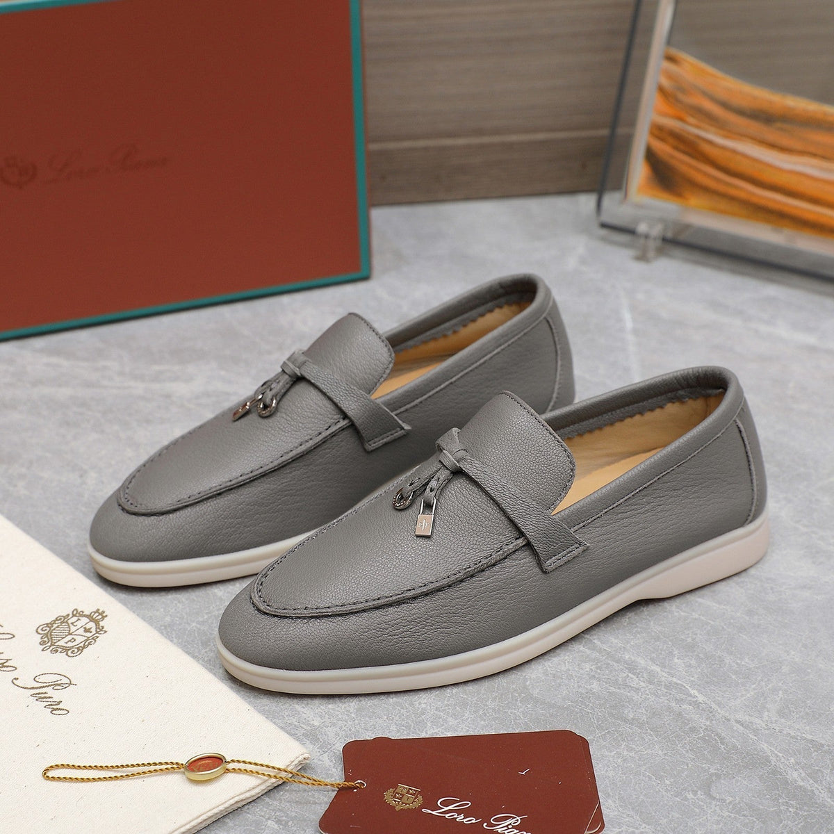 LP SUMMER CHARMS WALK LOAFERS LIGHT GRAY LAMBSKIN