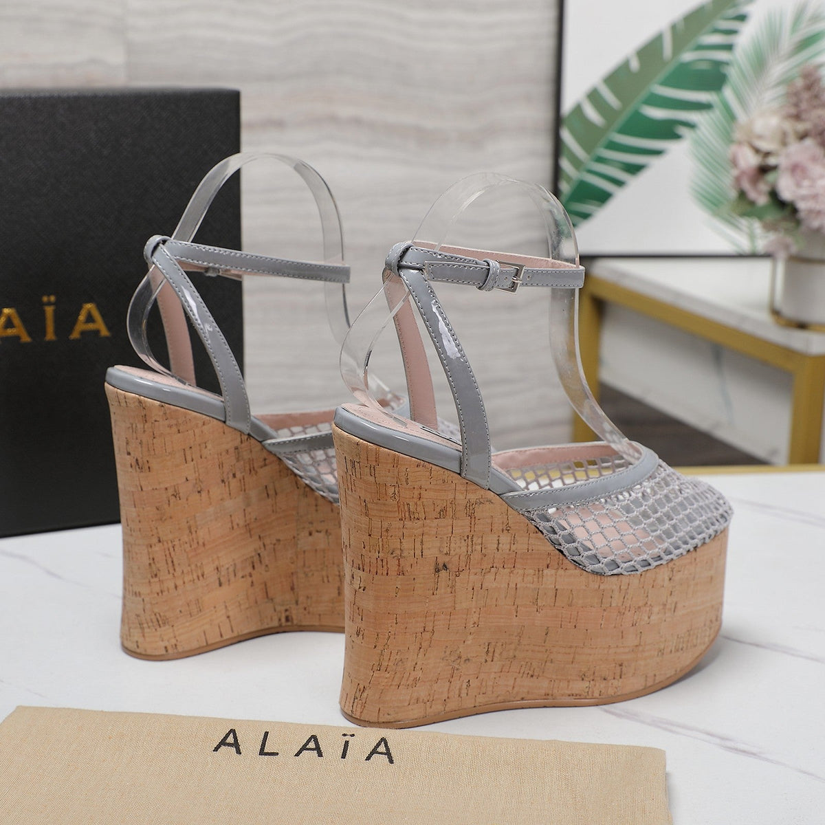 ALAIA WEDGE SANDAL IN LIGHT GREY MESH AND BEIGE RUBBER