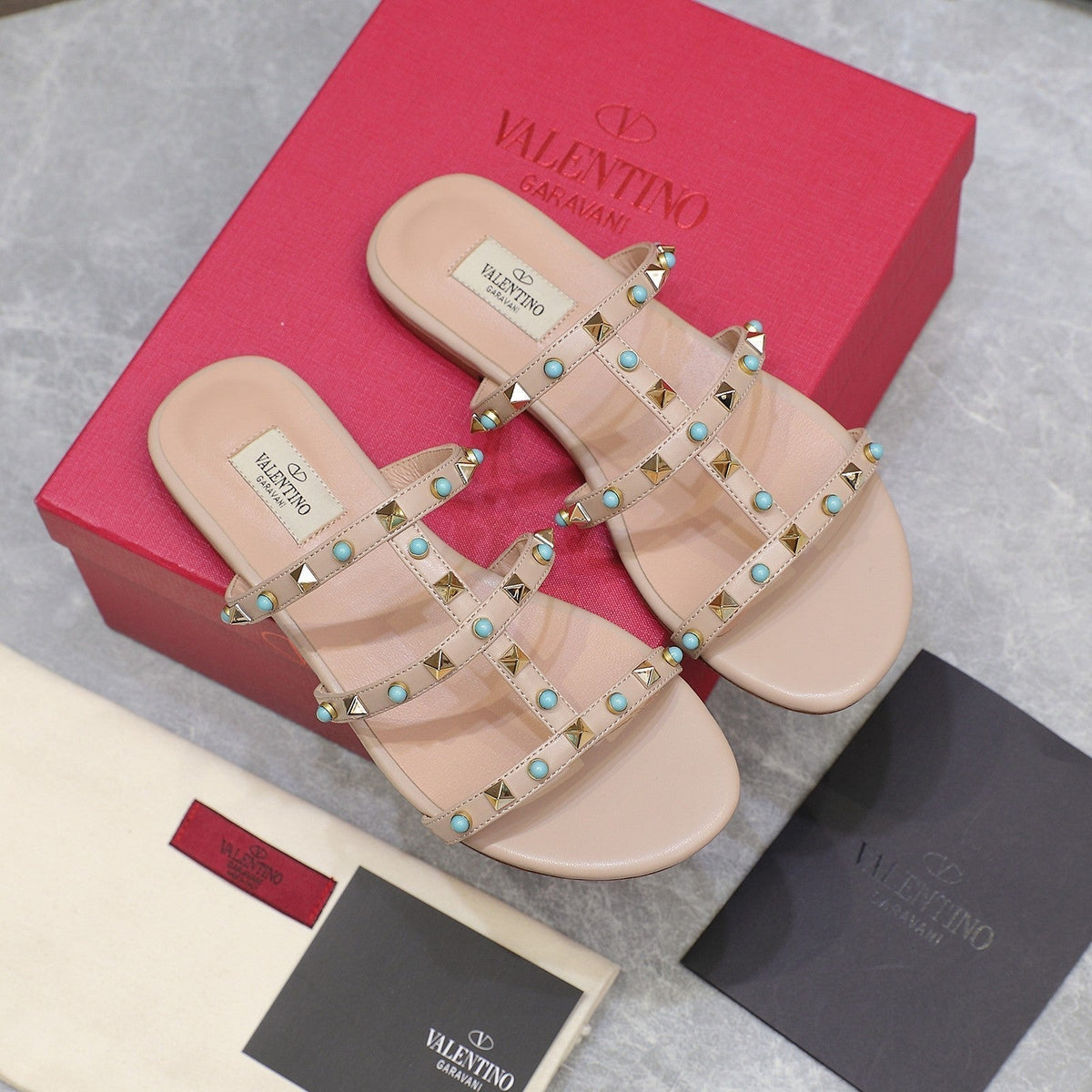 VT 25 Rockstud leather slides Nude Sheepskin 289662