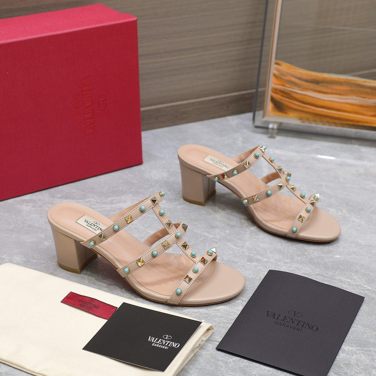 VT 25 Rockstud Heeled Sandals Nude Sheepskin 289666