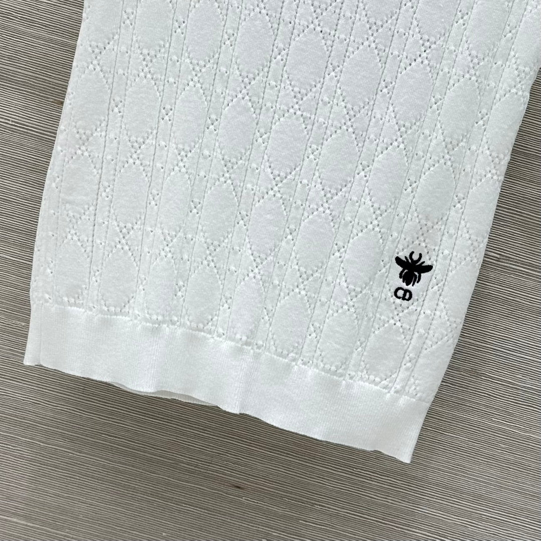 CD 25 Hollow Knitted Vest White Silk Wool