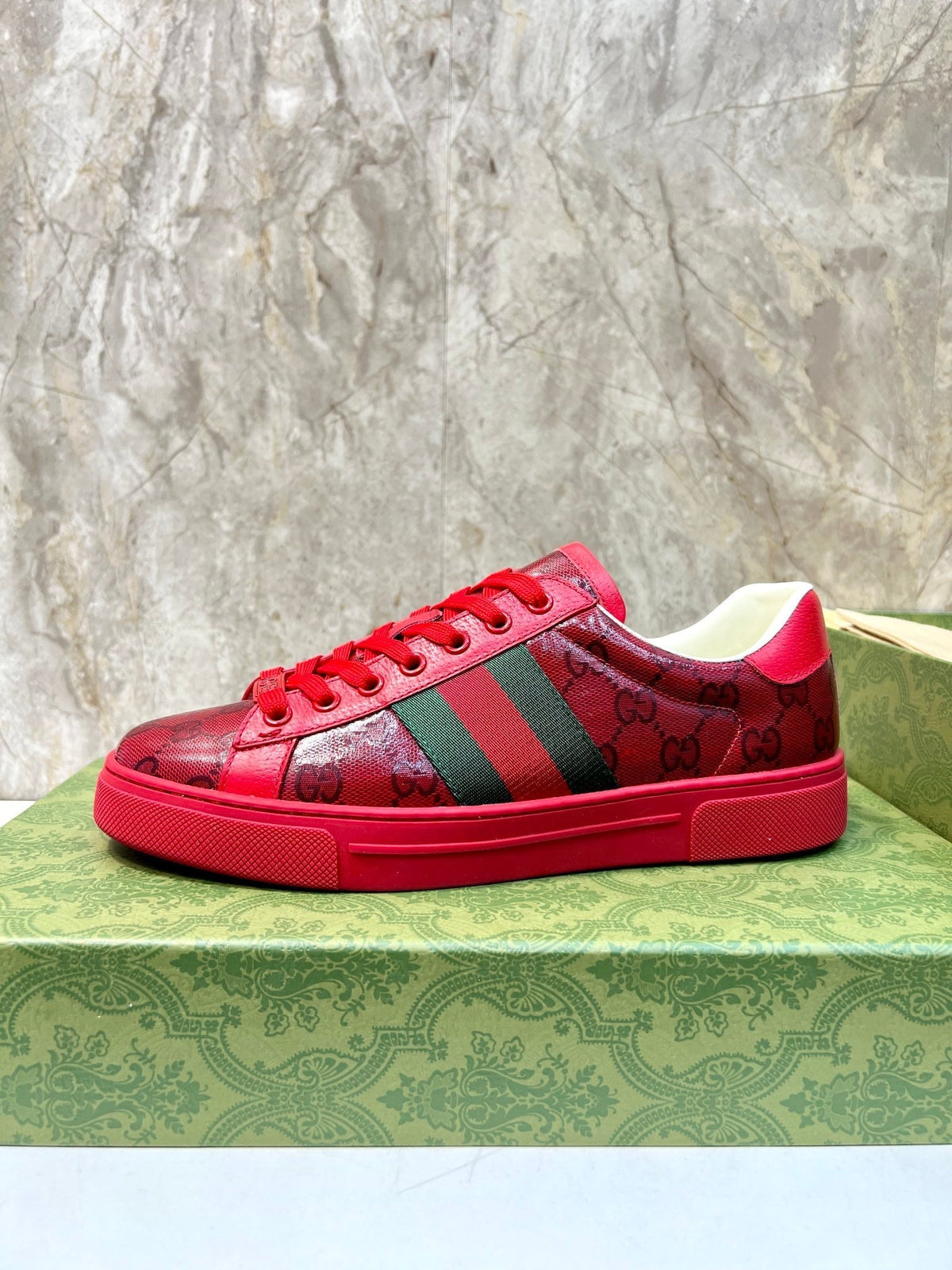 GG Men's ACE Sneaker Red Calfskin 525959