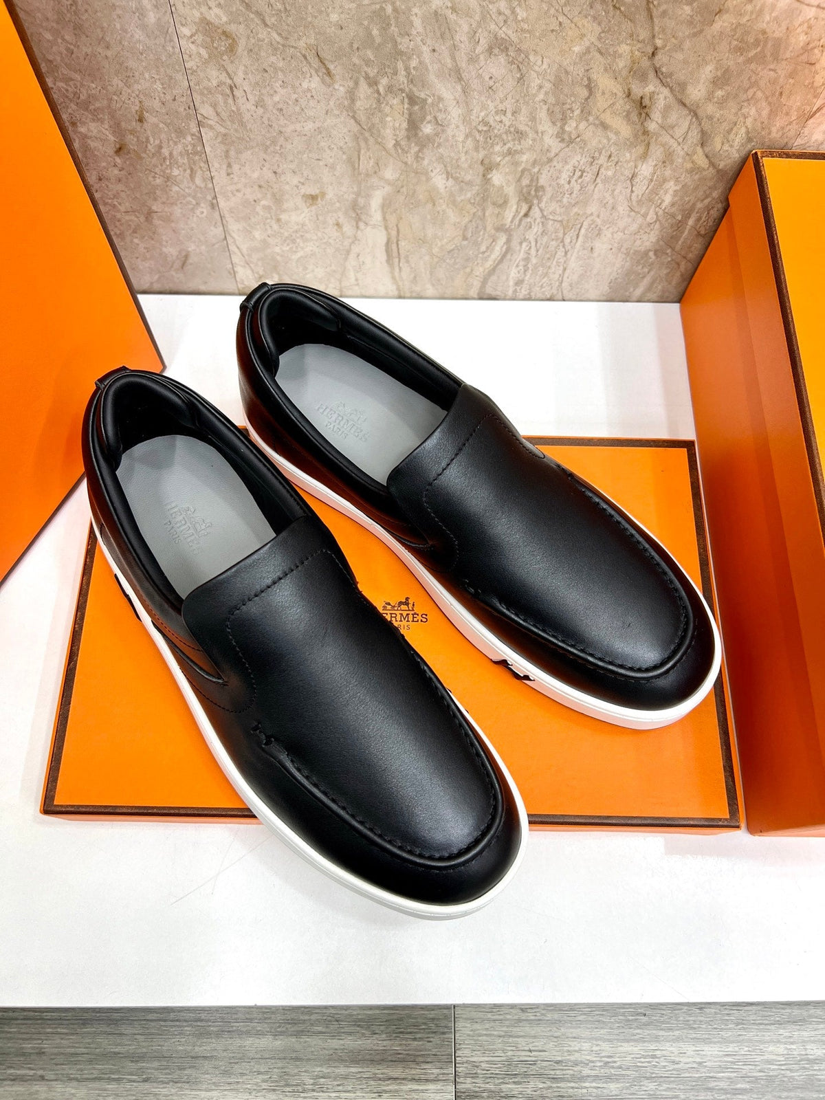 HM 25 Men's Kiddy Slip-on Shoe Black Cowhide 545621
