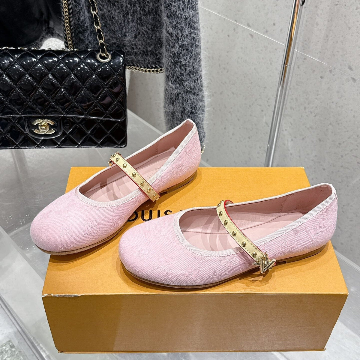 LV 26s Ballet Flats Light Pink Denim 610837