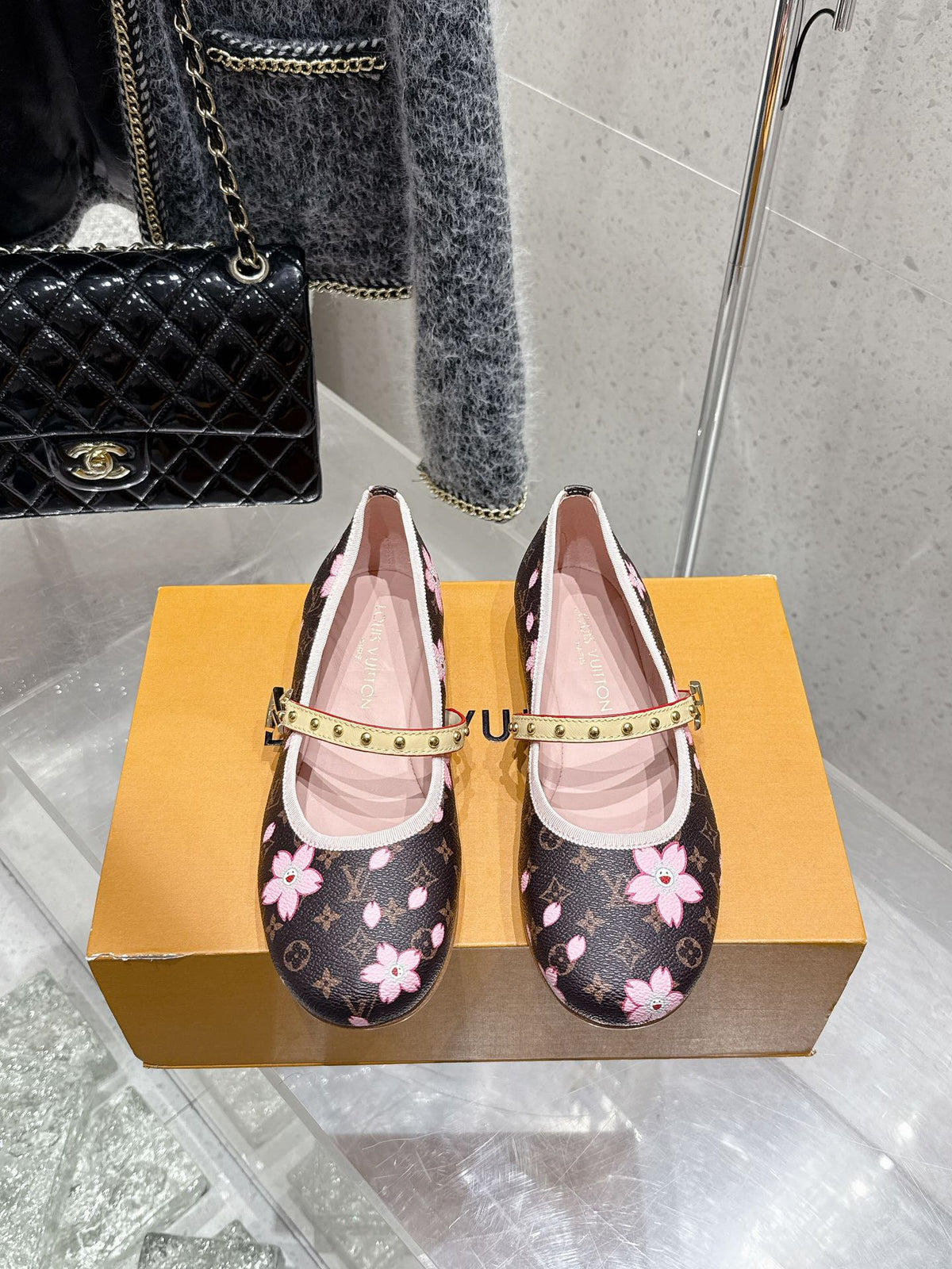 LV 26s Ballet Flats Brown Pink Monogram Leather  610839