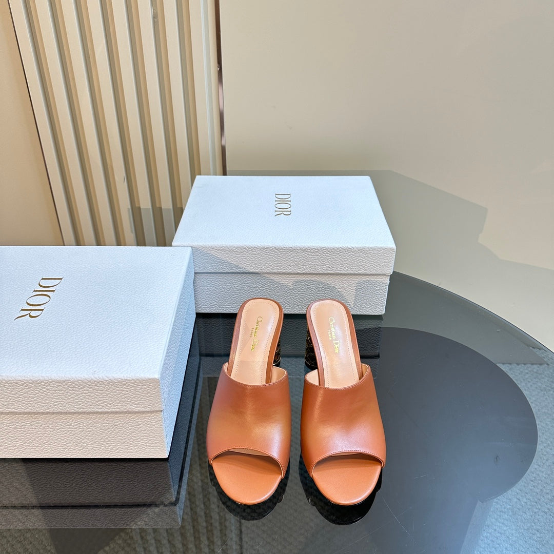 CD Icon Heeled Slide 95mm Brown Calfskin