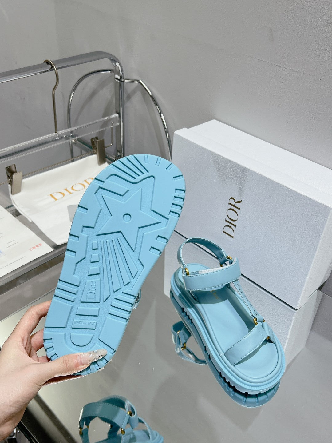 CD D-Wave Sandal In Could Blue Cowhide 100749
