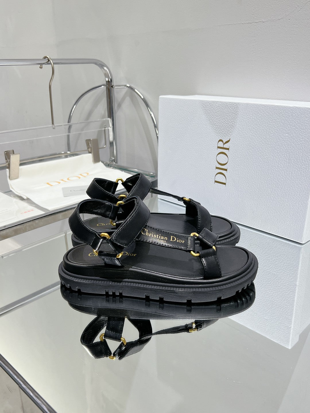 CD D-Wave Sandal In Black Cowhide 100755
