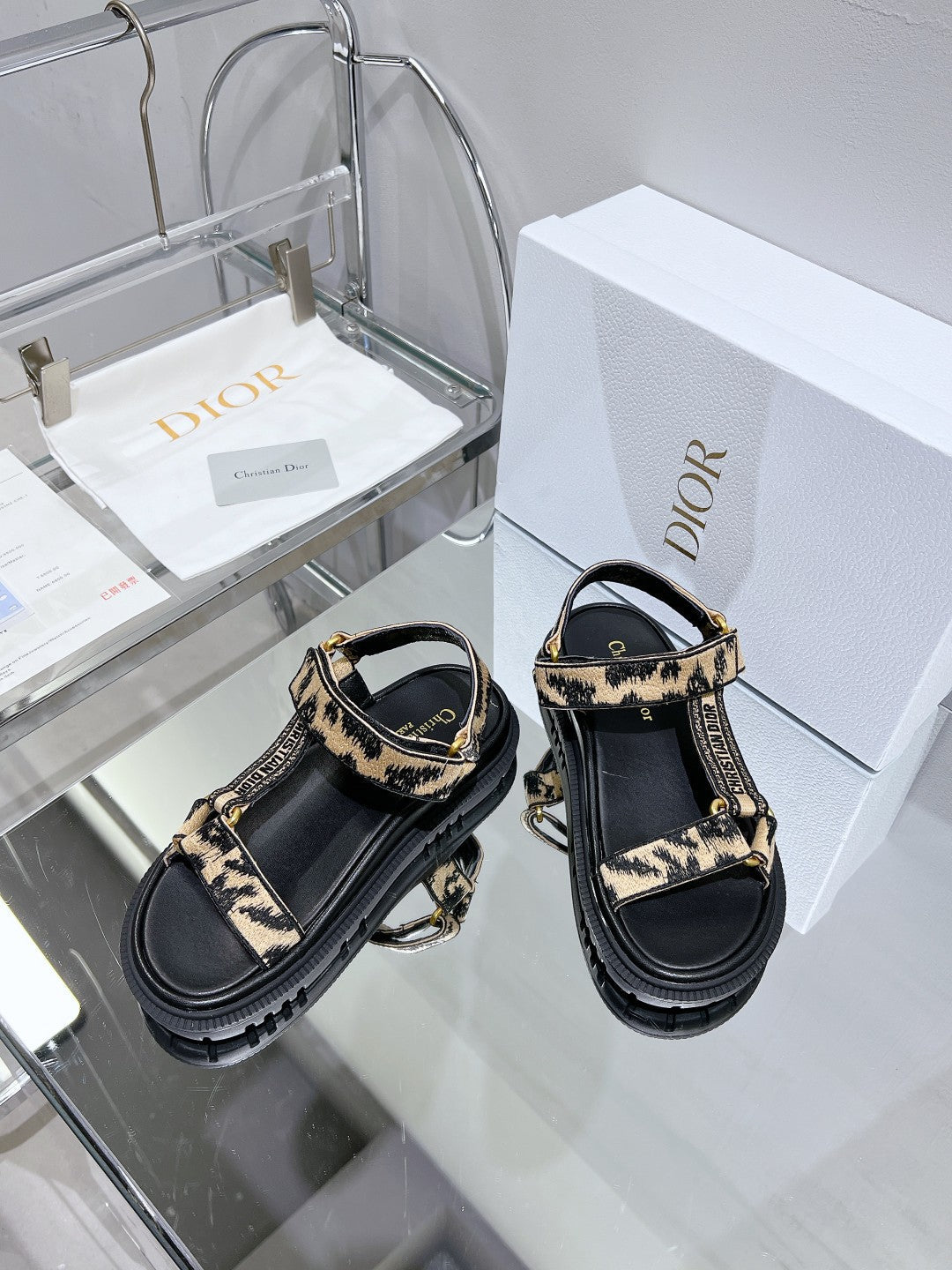 CD D-Wave Sandal In Drak Beige Black Cowhide 100765