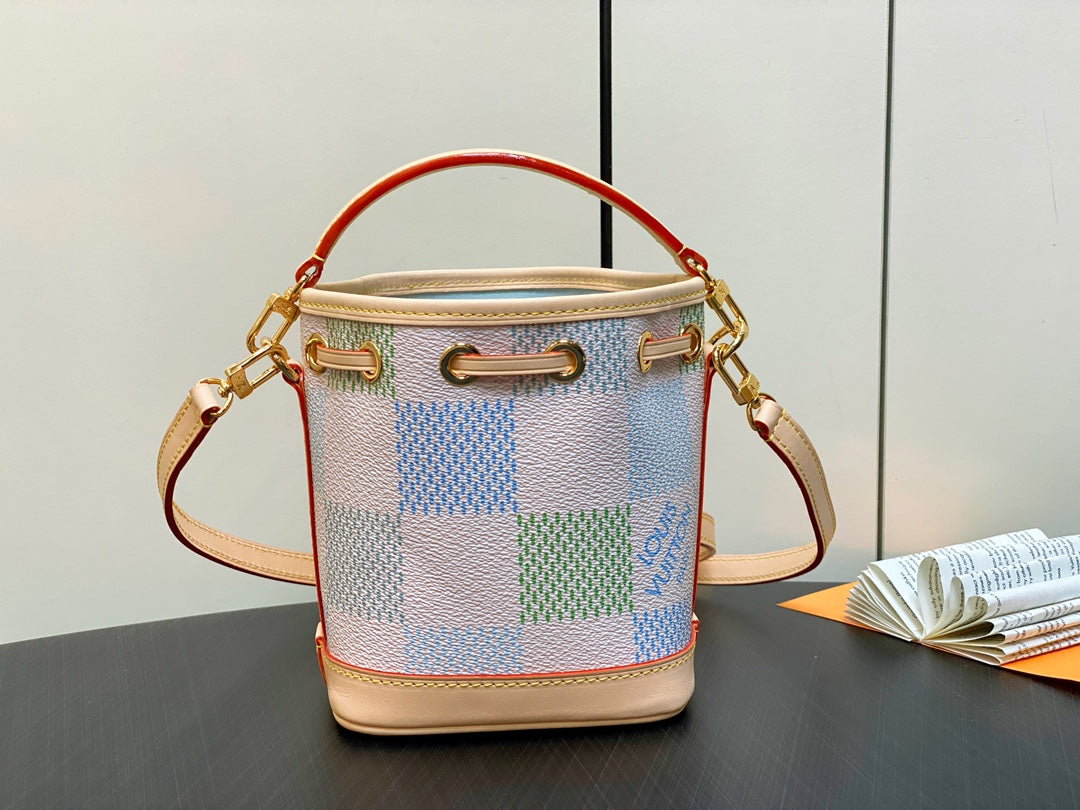 nano noe 13 damier canvas beige calfskin gold hardware