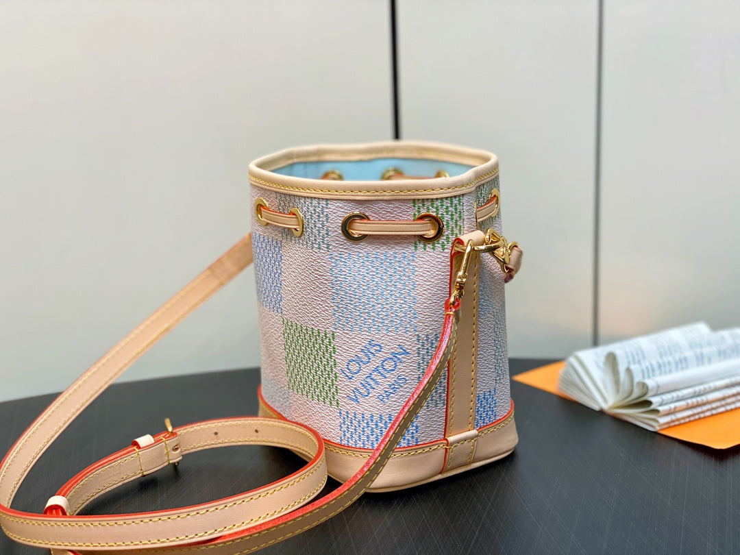 nano noe 13 damier canvas beige calfskin gold hardware