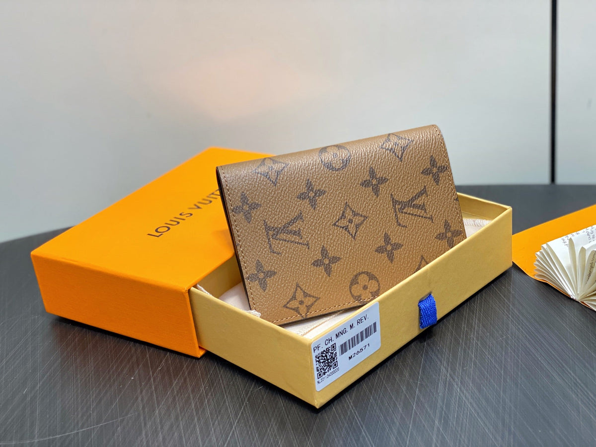 LV Passport Cover Monogram Reverse Canvas