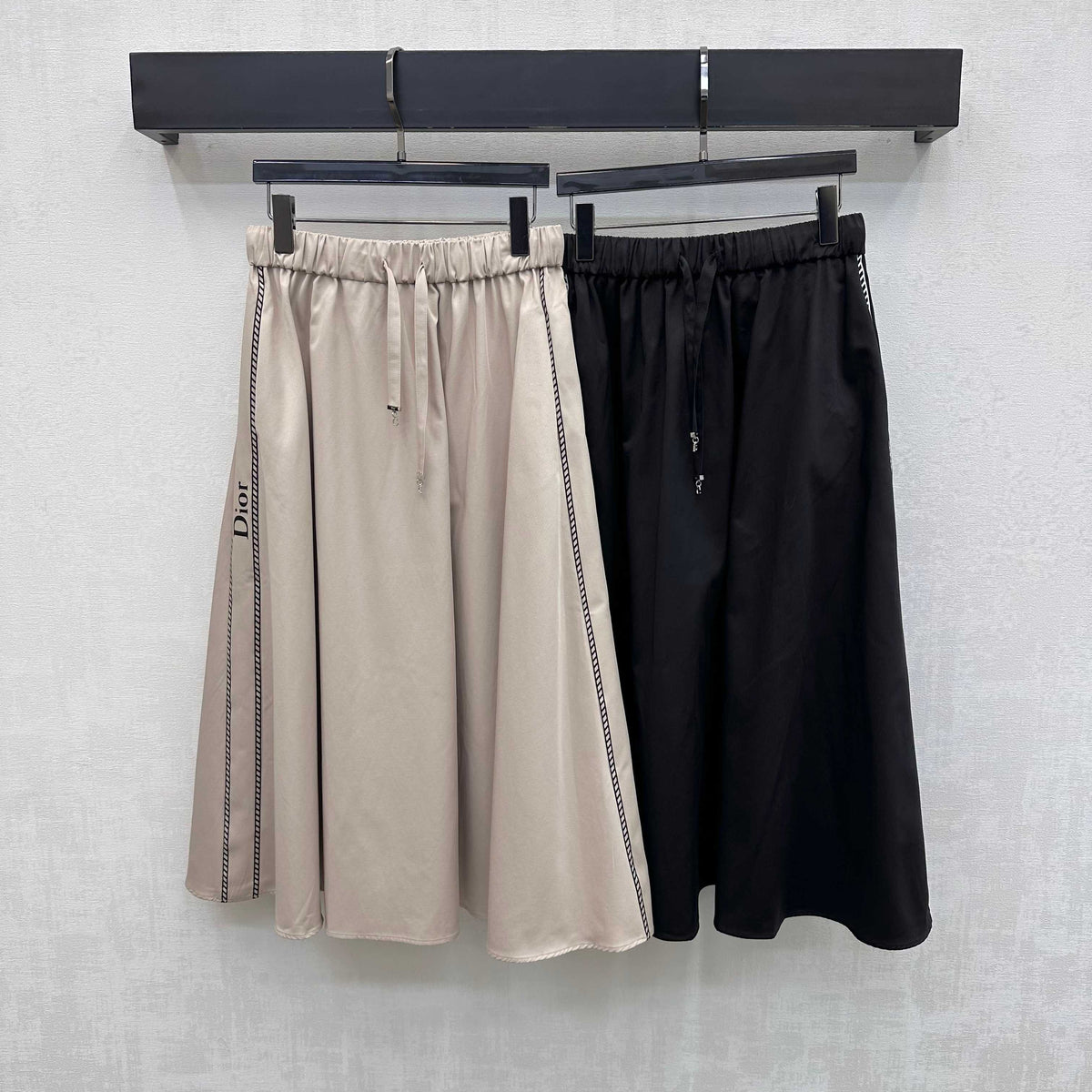 Dior 2026 Letter Logo Drawstring Midi Skirt Nylon 397504