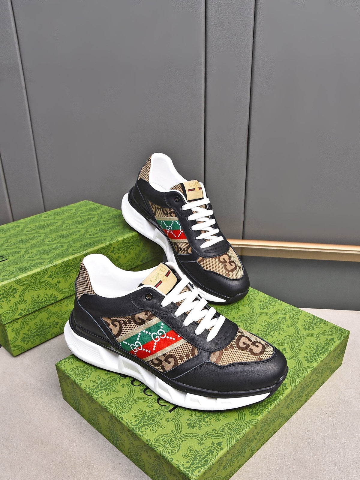 GG Men's Sneaker Black Brown Calfskin 522004