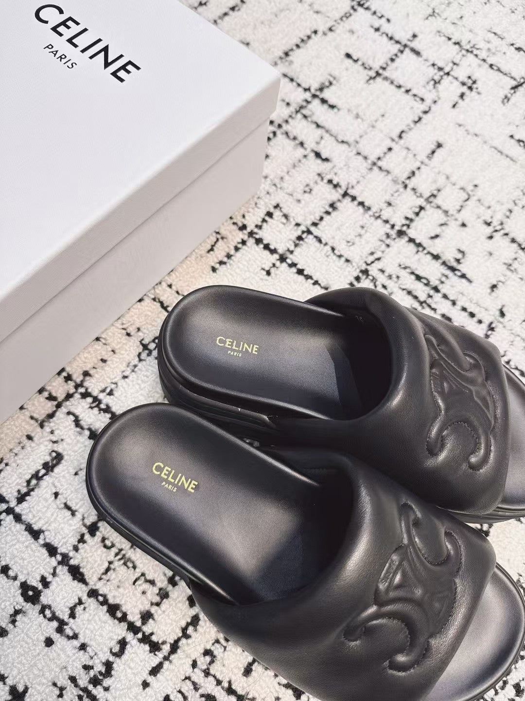 CELINE 25C BLOCK SLIDE BLACK SHEEPSKIN 233708