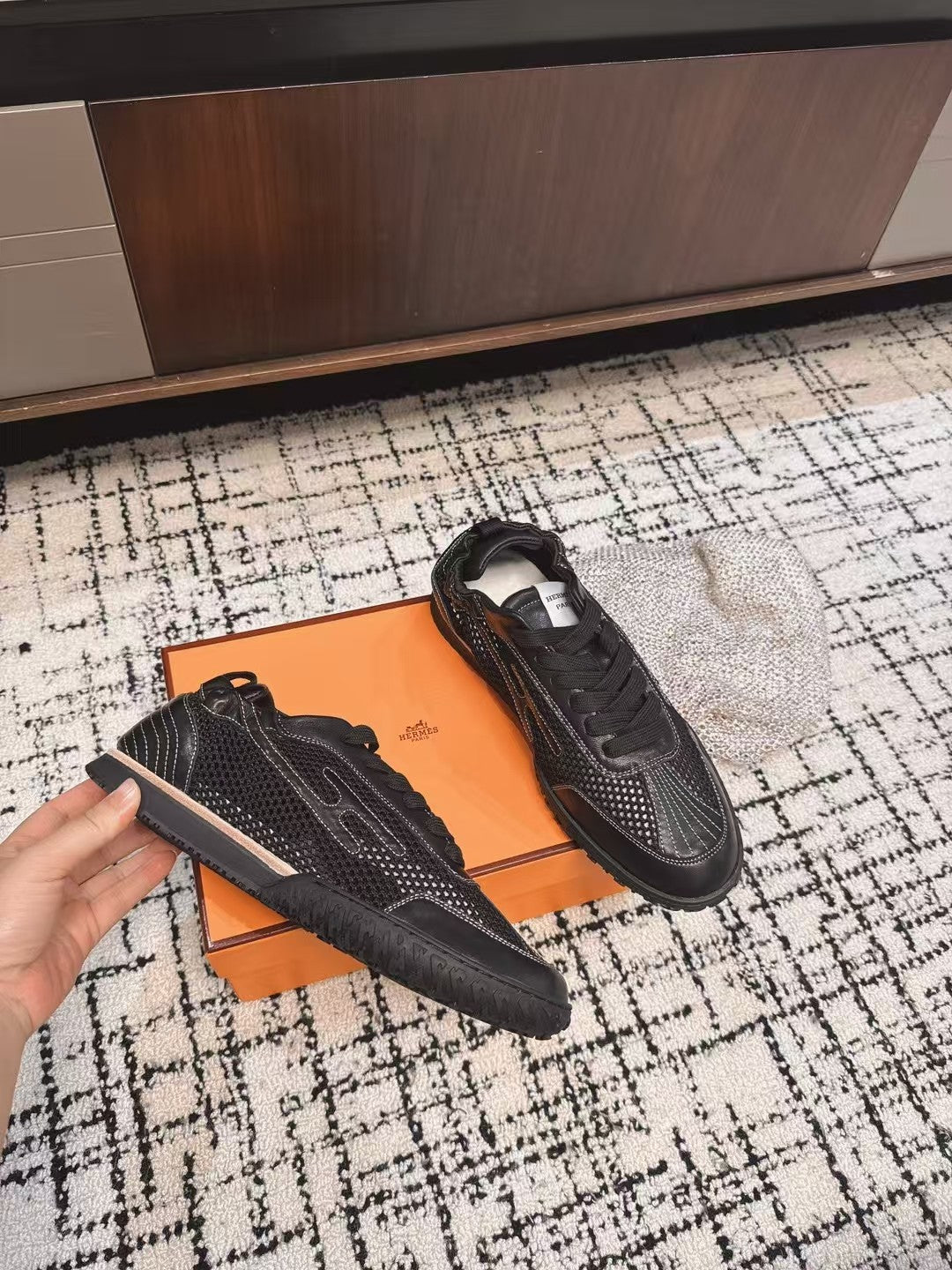 HM 25 Jet Sneaker Black Mesh Cowhide 318024