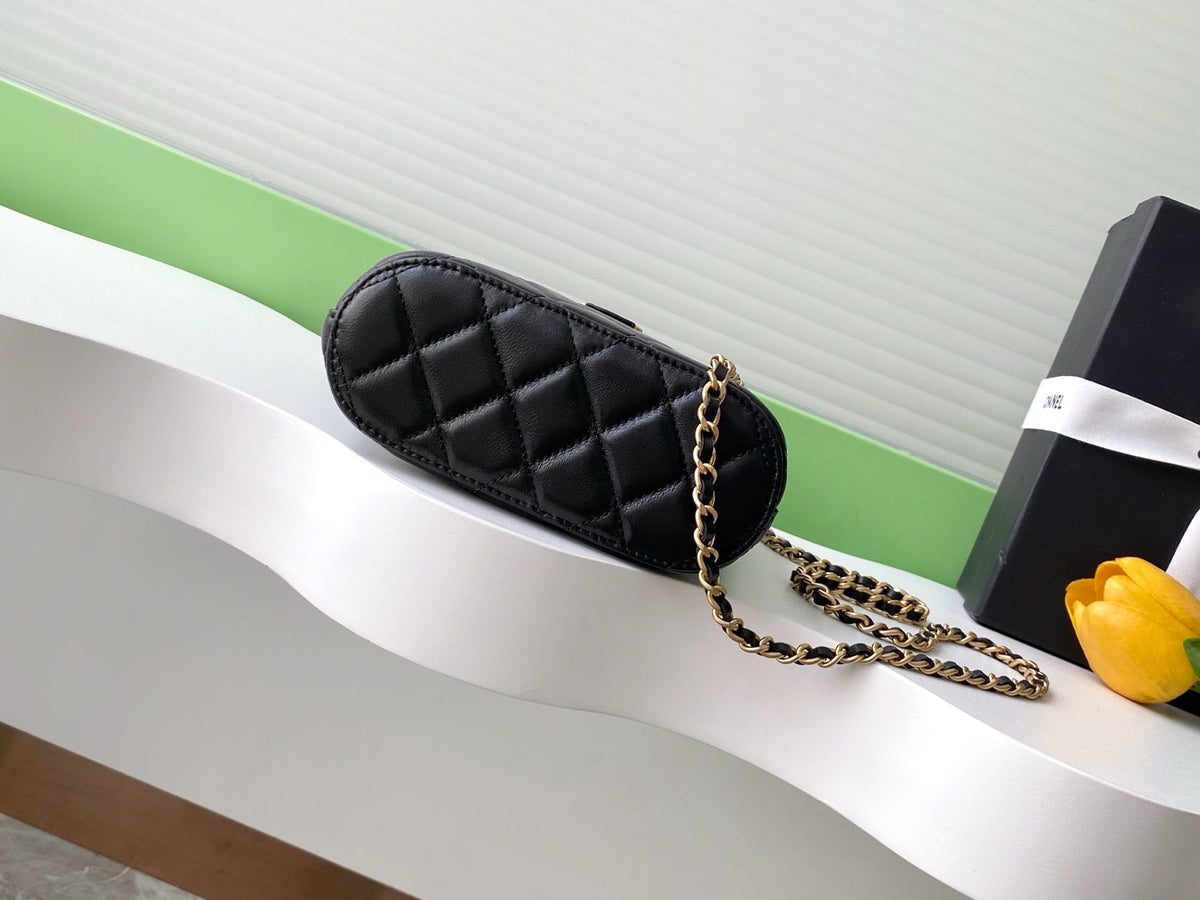 CC 25A Clutch With Chain 18cm Beige Suede Black Calfskin