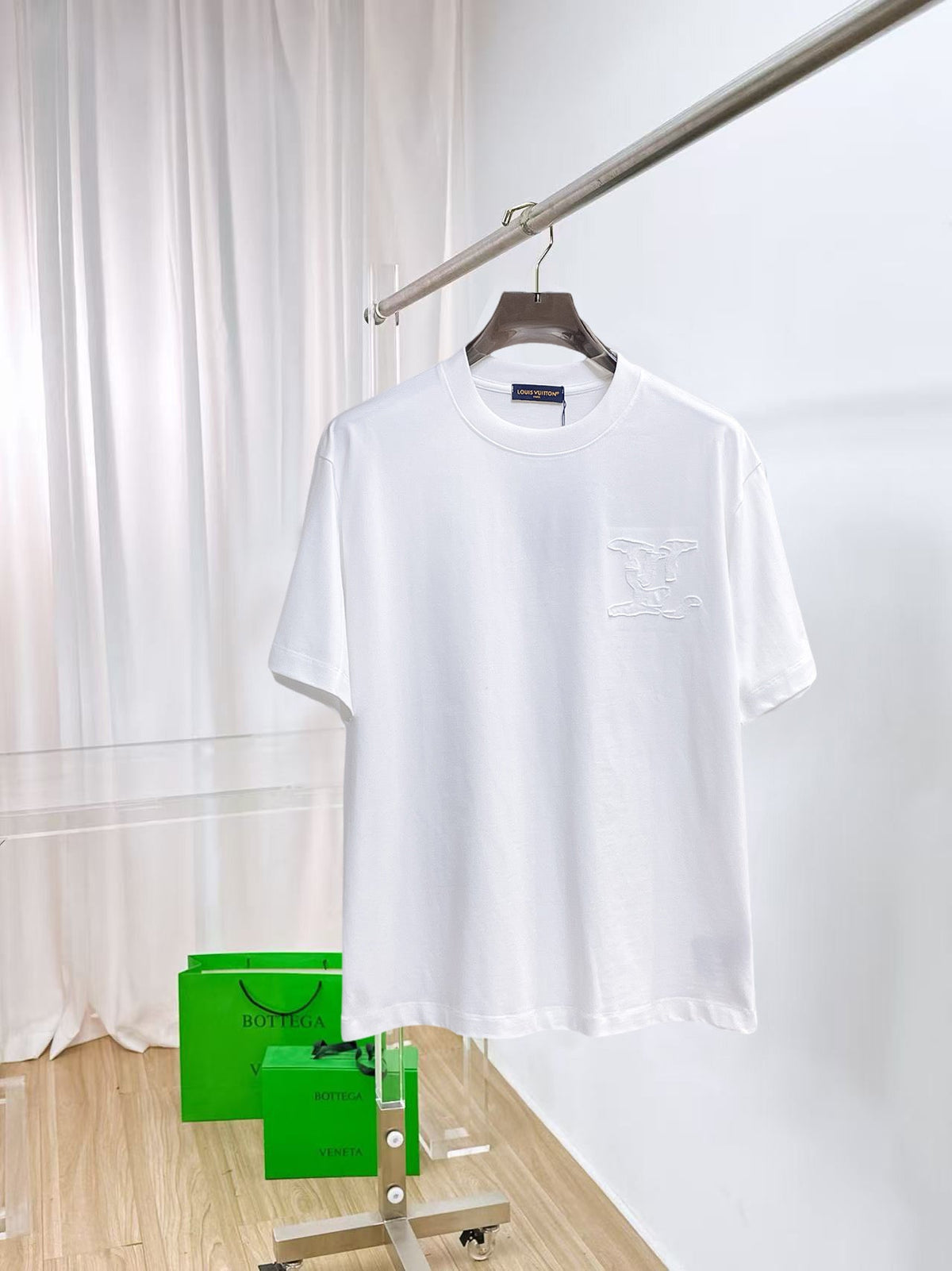 LV 2026 Men Short-sleeved T-shirt Cotton 303469