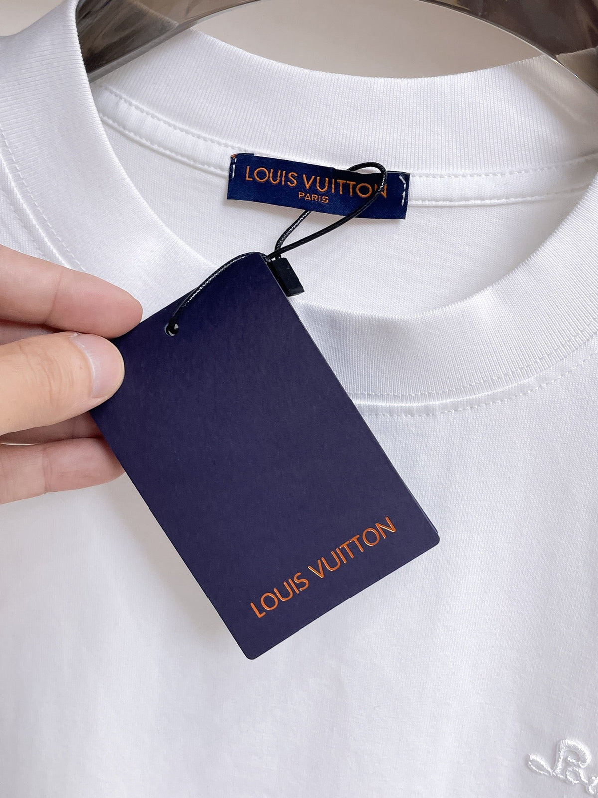 LV 2026 Men Short-sleeved T-shirt Cotton 303490