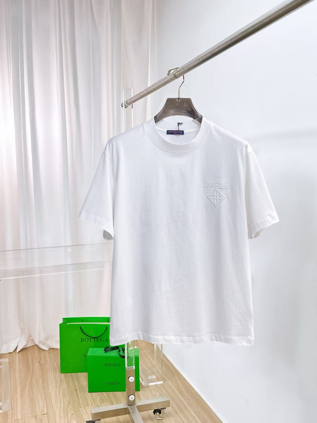 LV 2026 Men Short-sleeved T-shirt Cotton 303490