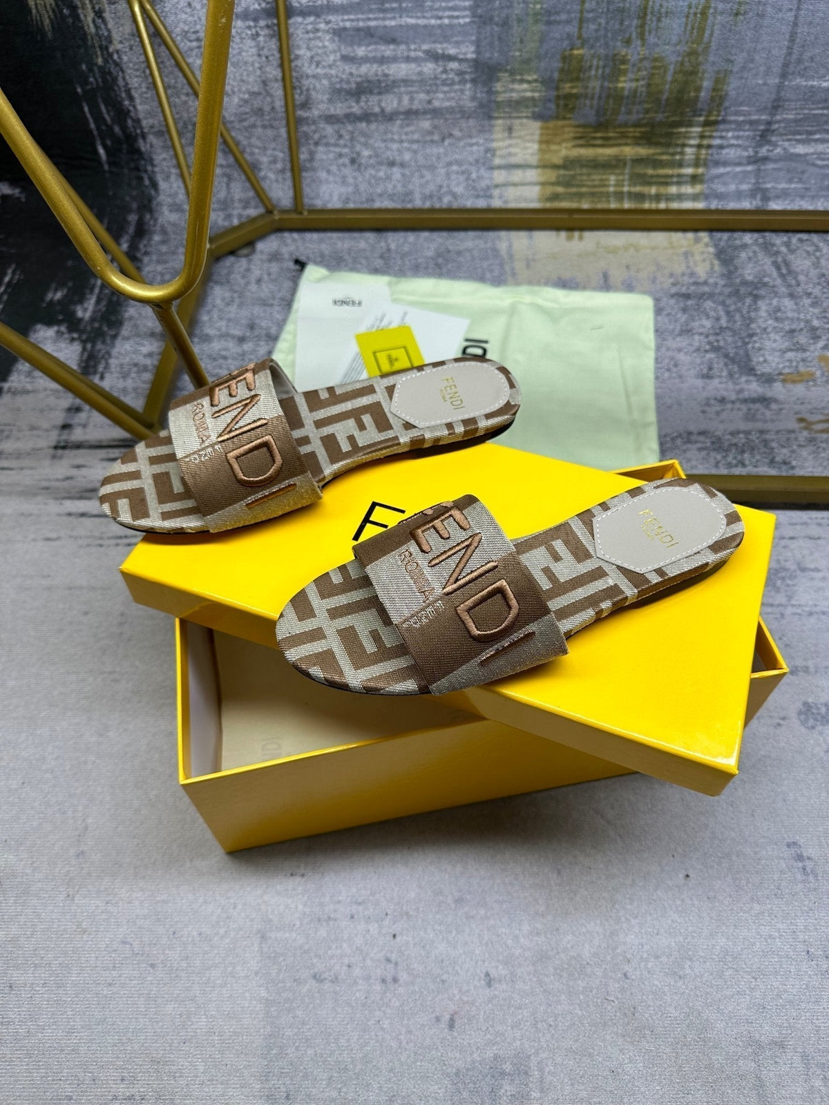 FF 5 Brown Grey Canvas Slide