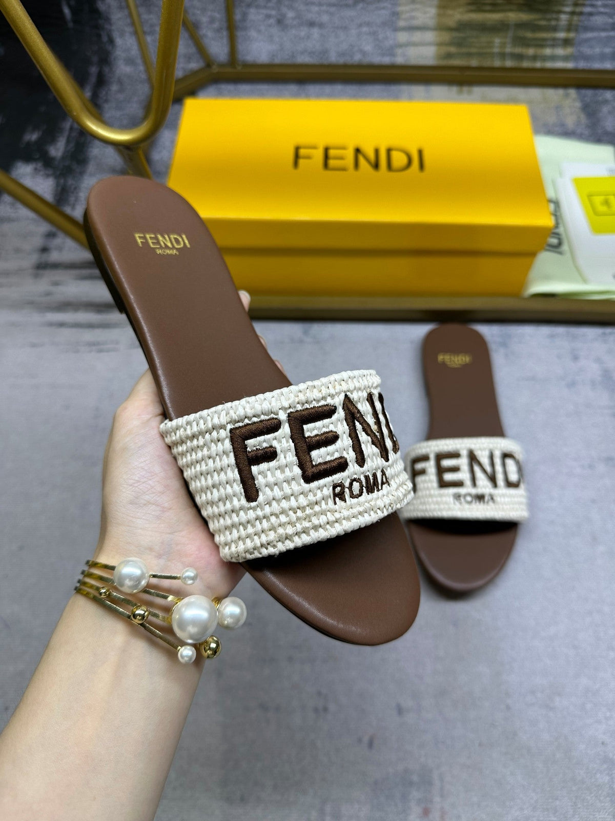 FF Signature 10 White Brown Cotton Fibre Slide