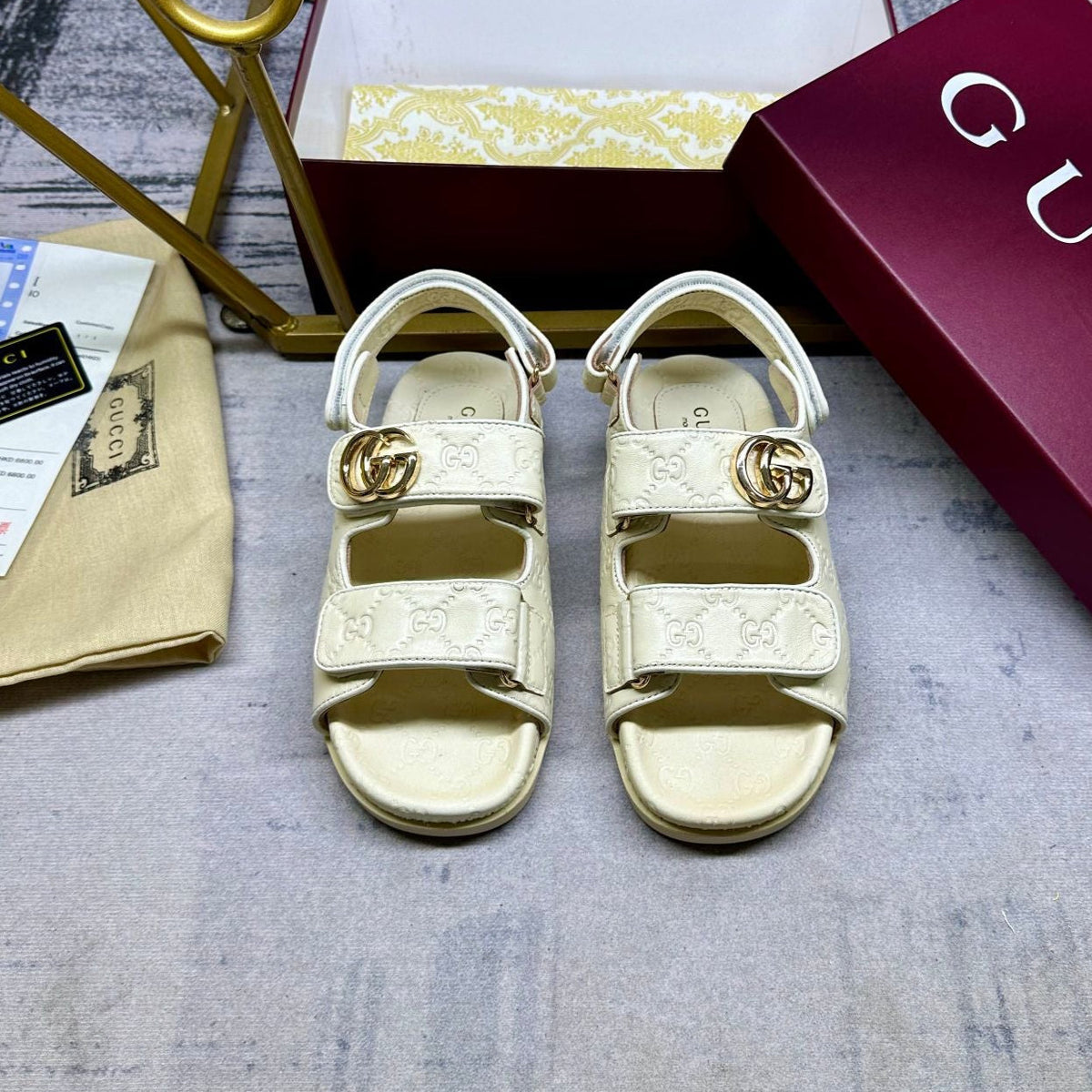 GG Women's sandal with Double G Cream Leather 235103