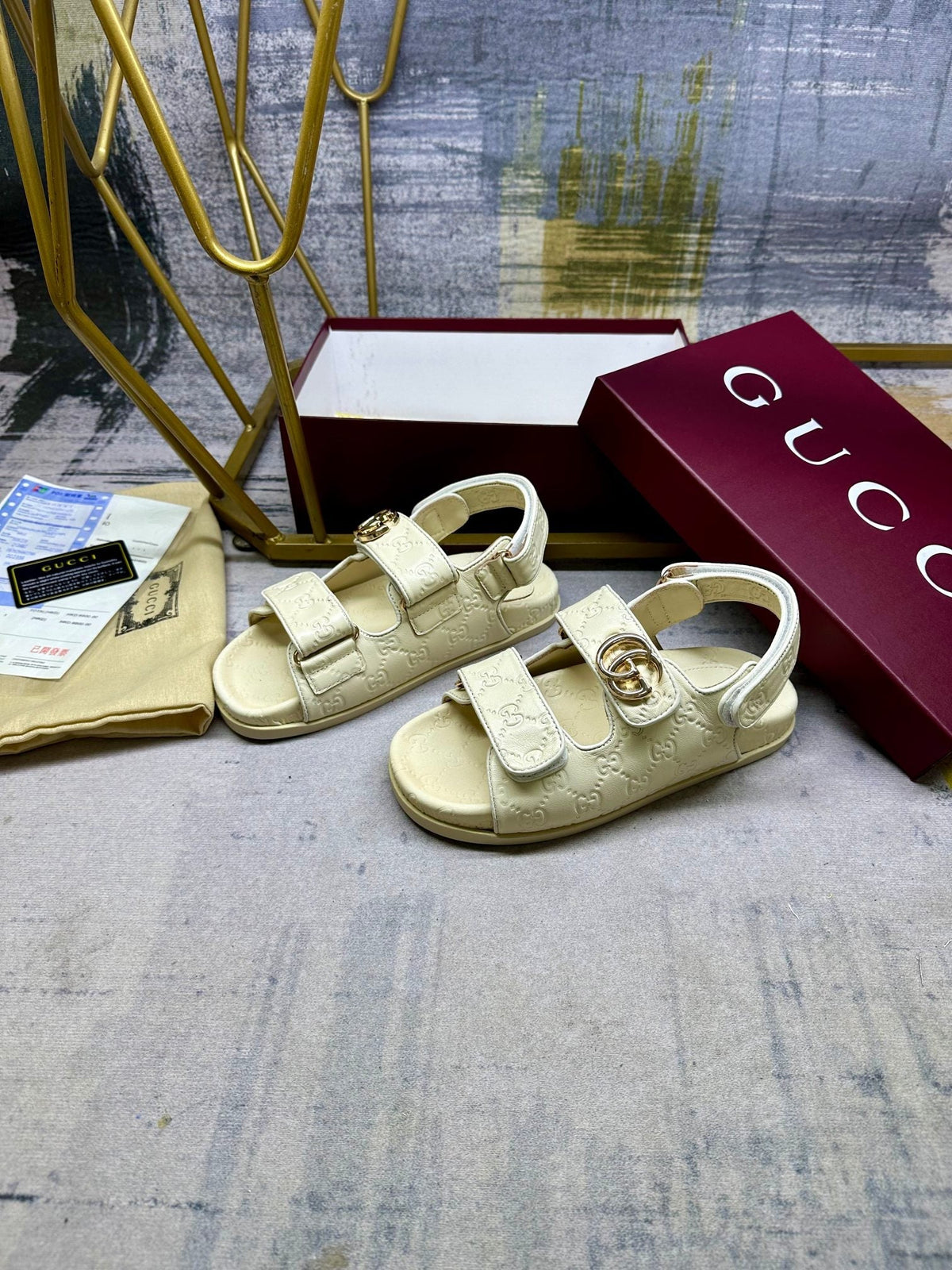 GG Women's sandal with Double G Cream Leather 235103