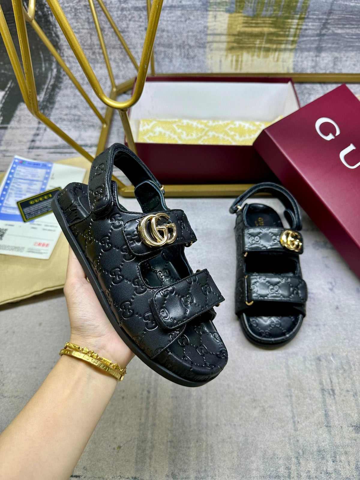GG Women's sandal with Double G Black Leather 235104