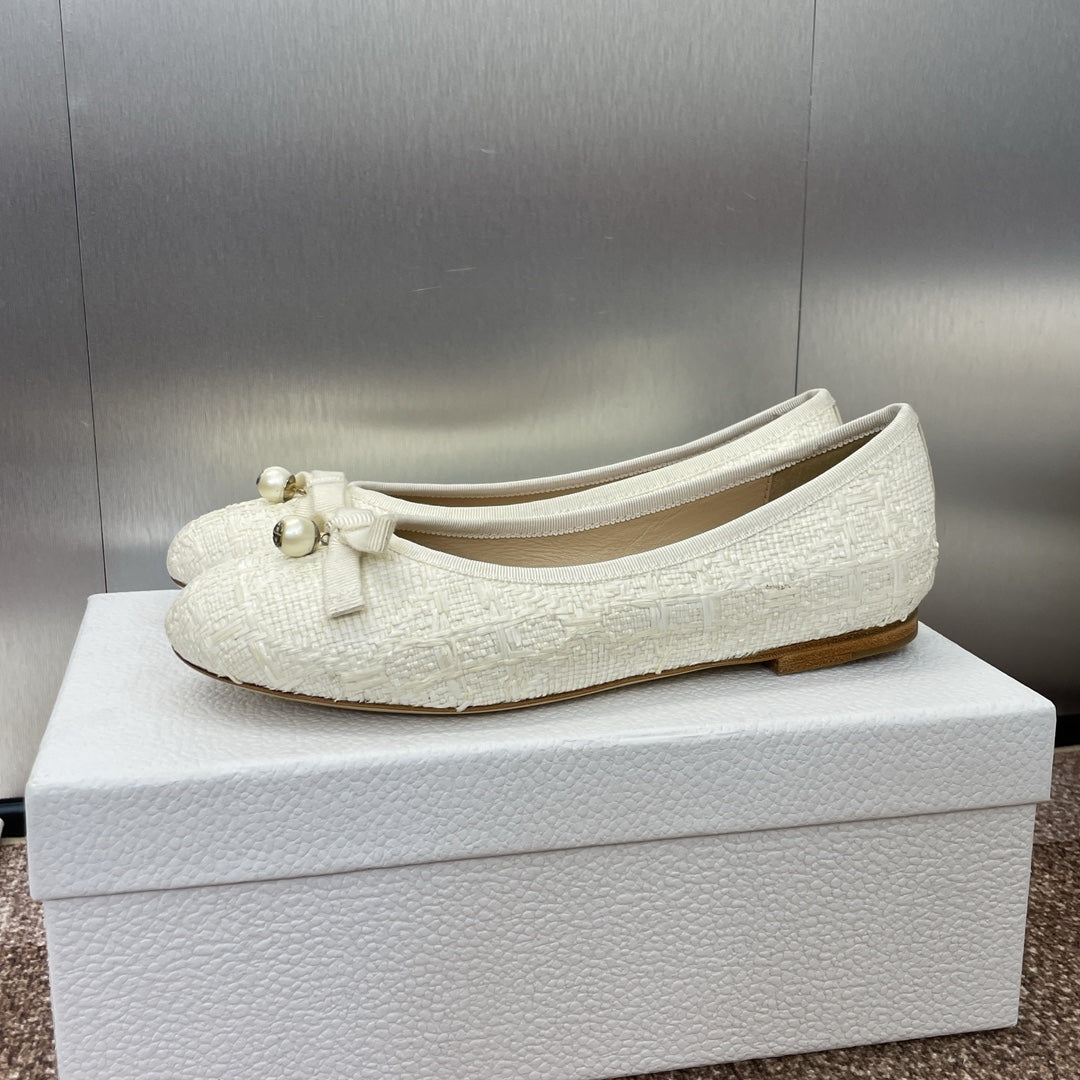CD Ballet Flat White Woven Sedge And Lambskin