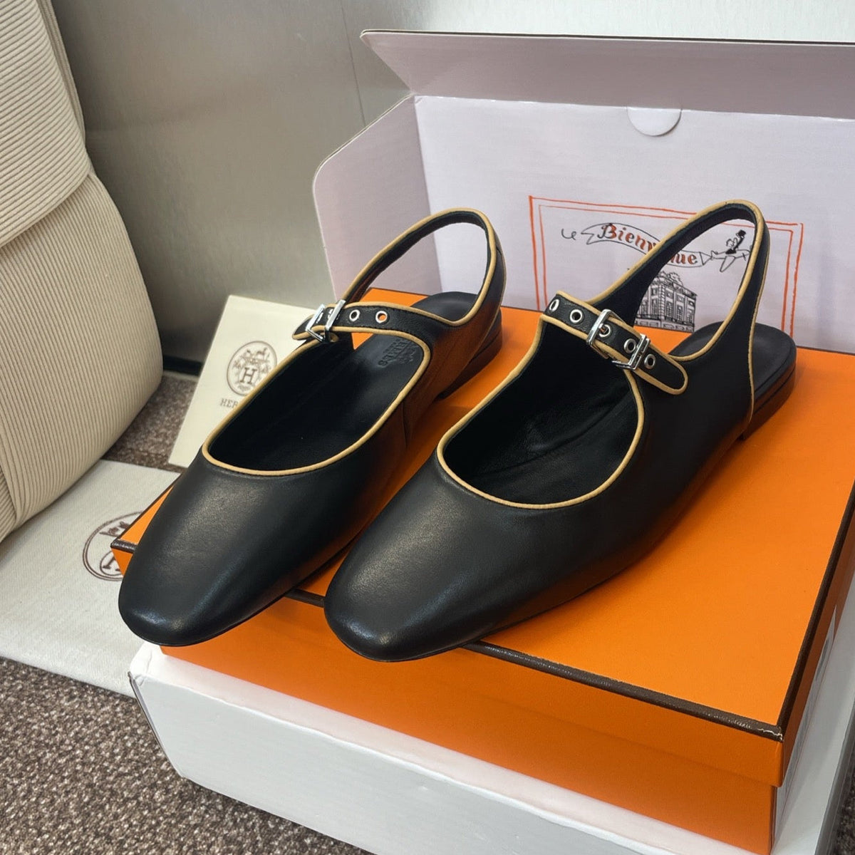 HM 25 Kleo Slingback Black Calfskin 372947